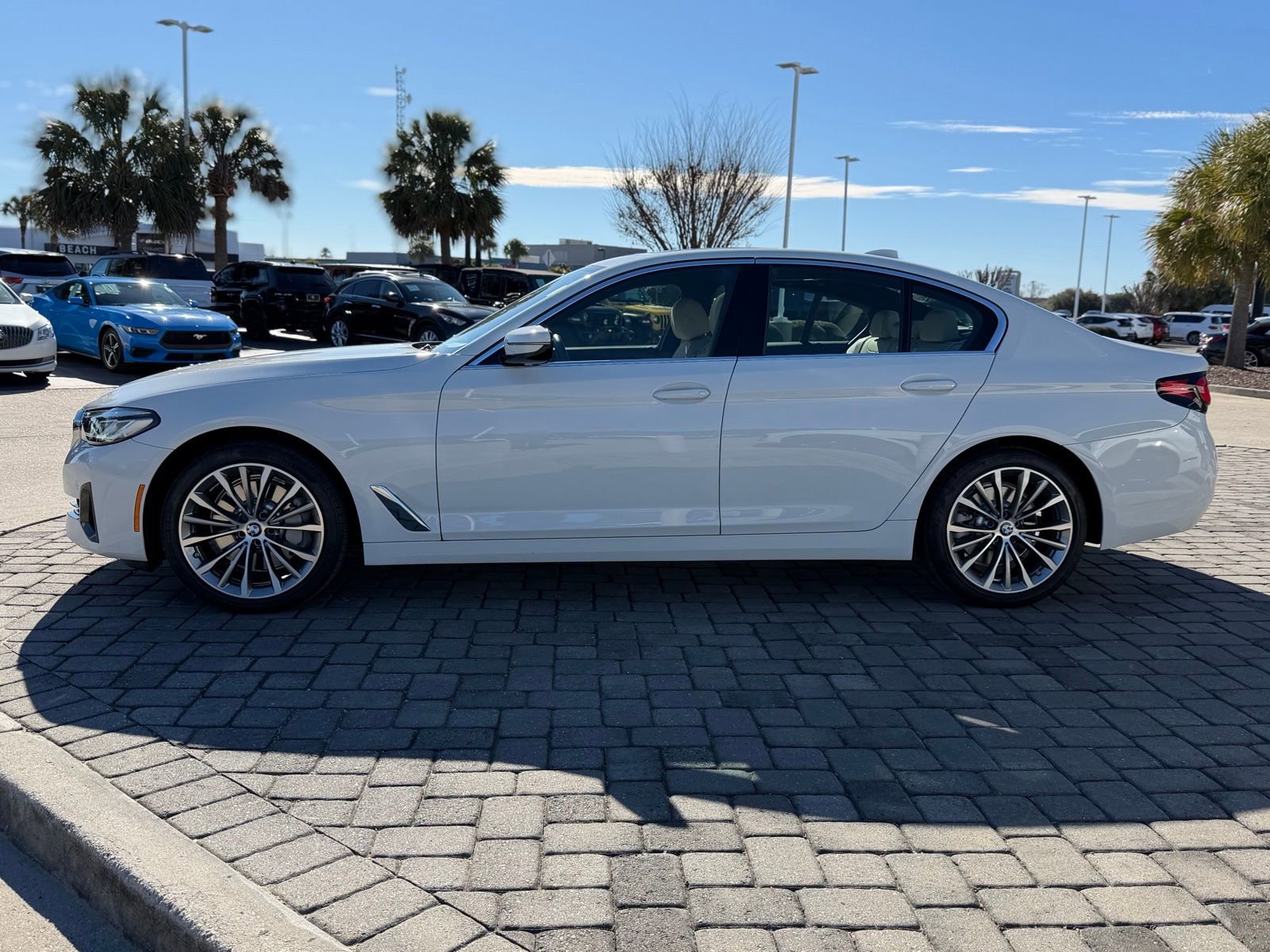 Used 2023 BMW 530i w/ Convenience Package image 12