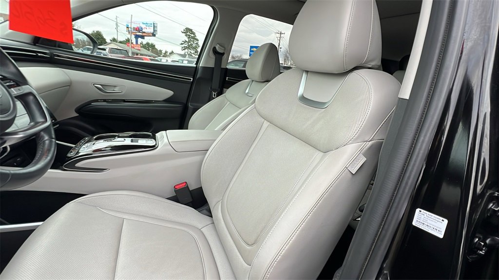 Used 2024 Hyundai Tucson Limited image 15