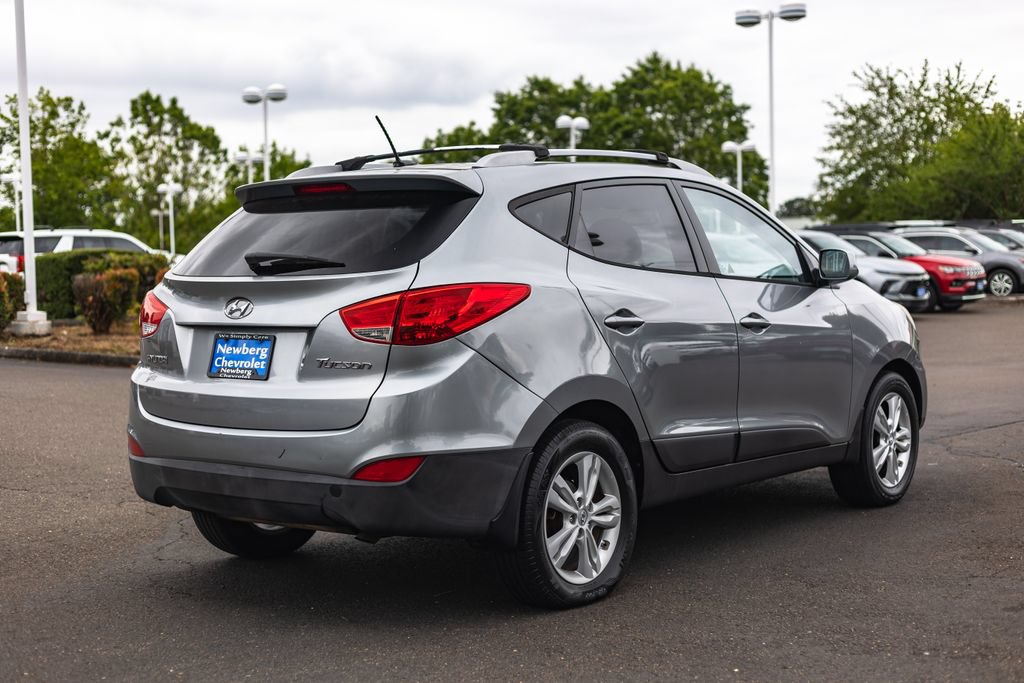 Used 2011 Hyundai Tucson GLS FWD image 9