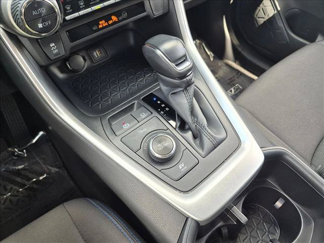 Used 2023 Toyota RAV4 SE AWD/4WD image 16
