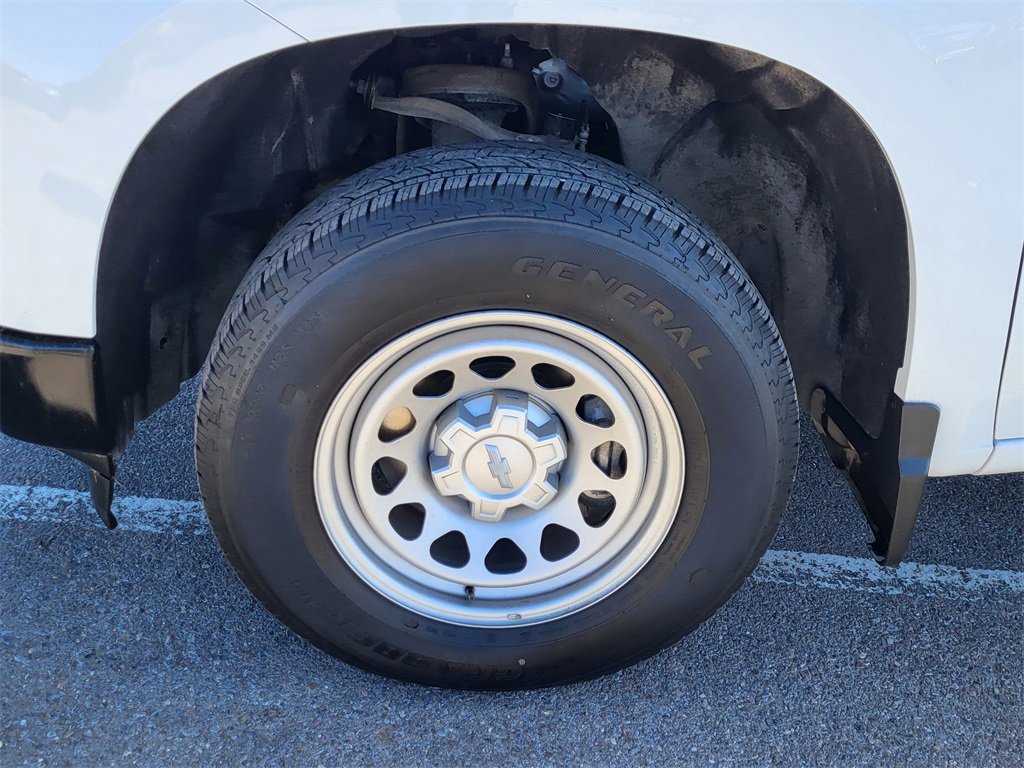 Certified 2024 Chevrolet Silverado 1500 W/T w/ WT Value Package image 19