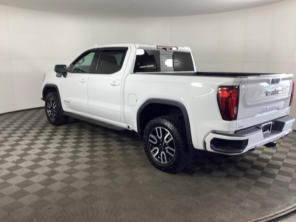 Used 2021 GMC Sierra 1500 AT4 w/ Technology Package AWD/4WD image 4