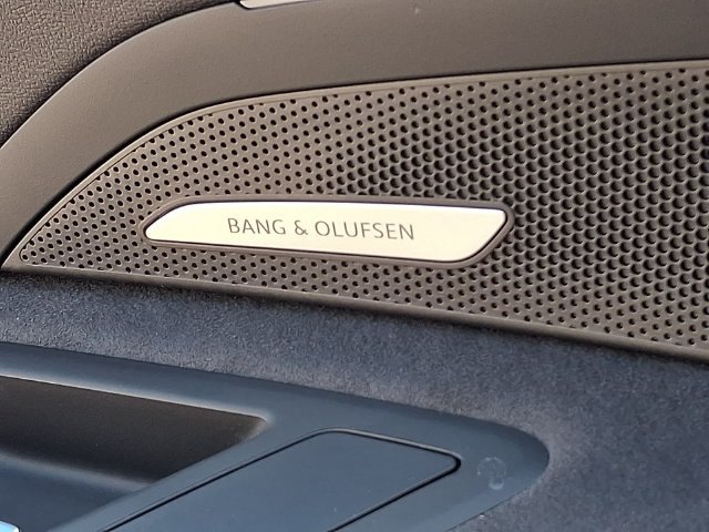New 2026 Audi SQ5 Premium Plus AWD/4WD image 17