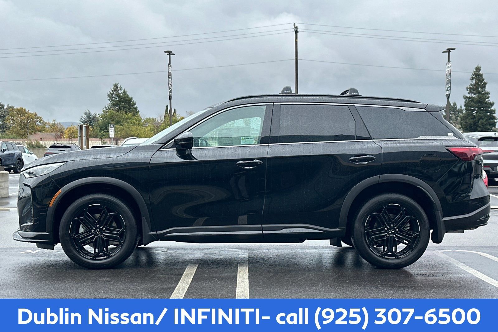 New 2026 INFINITI QX60 Sport w/ Dark Cargo Package AWD/4WD image 2