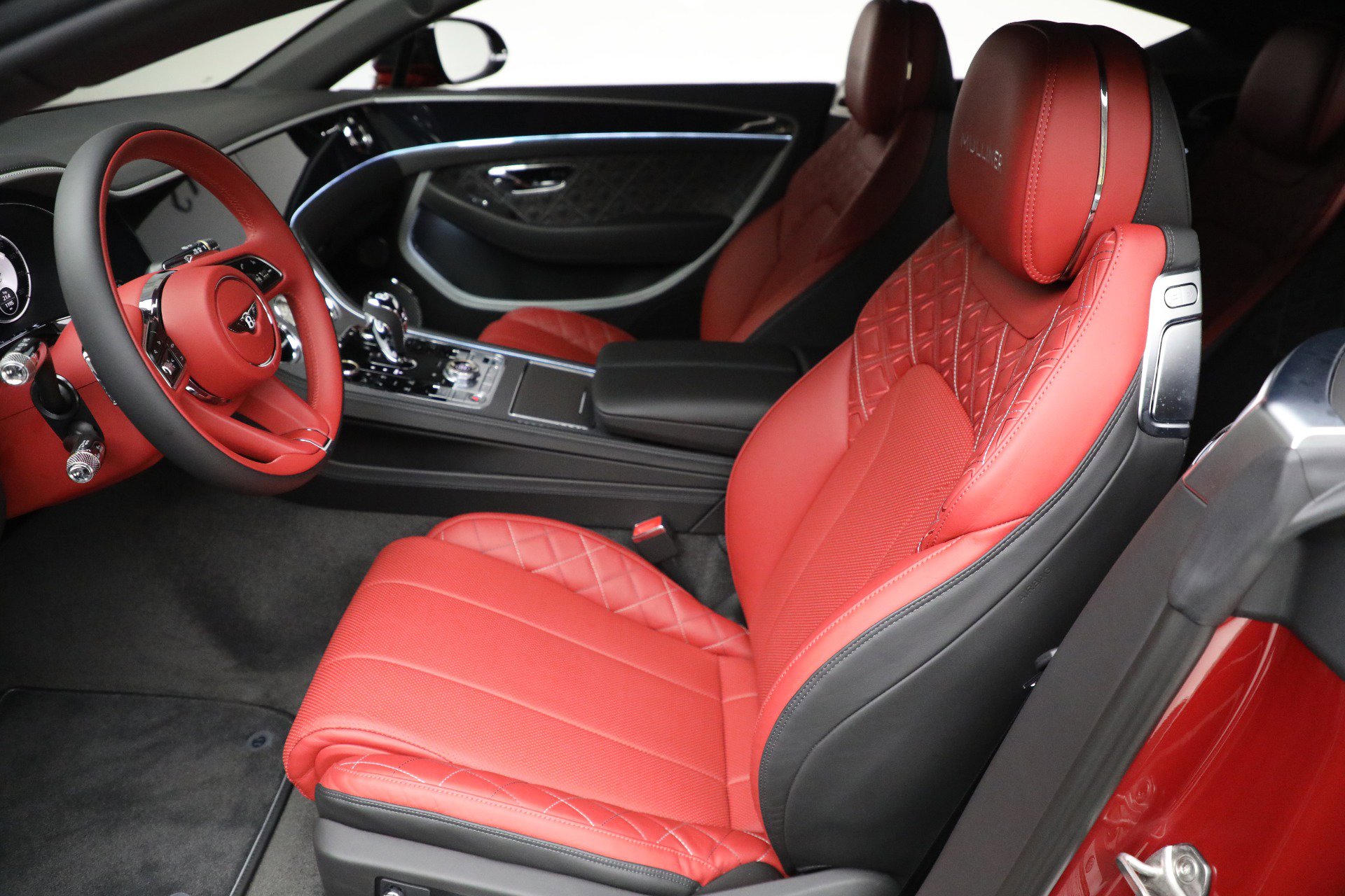 Used 2022 Bentley Continental GT image 21