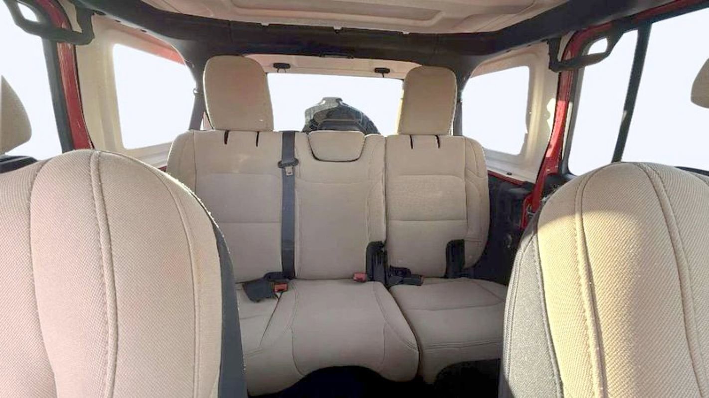 Used 2018 Jeep Wrangler Unlimited Sport S image 13