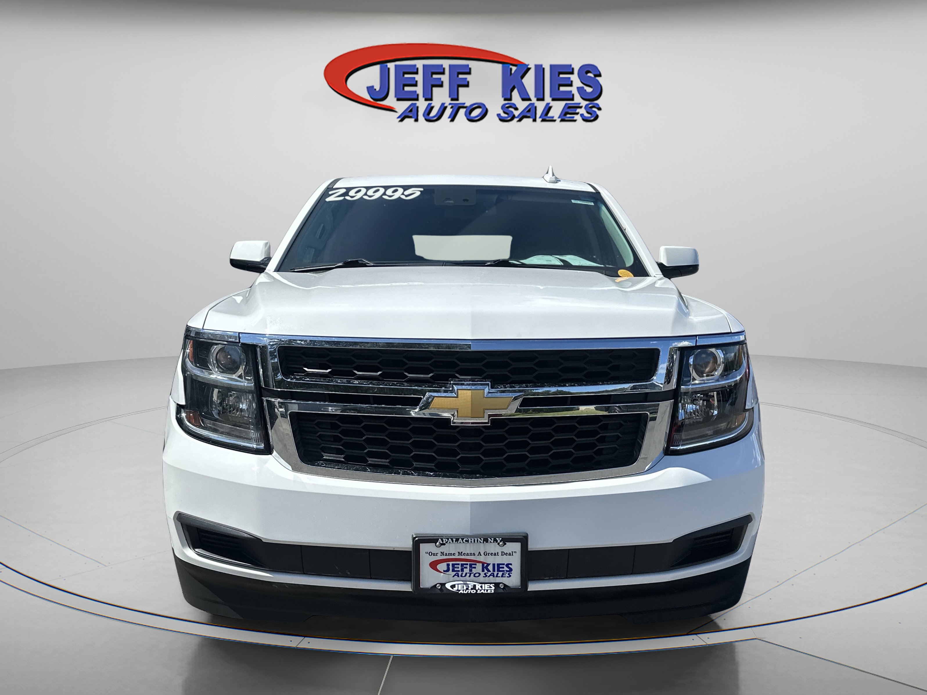 Used 2019 Chevrolet Tahoe LT image 3