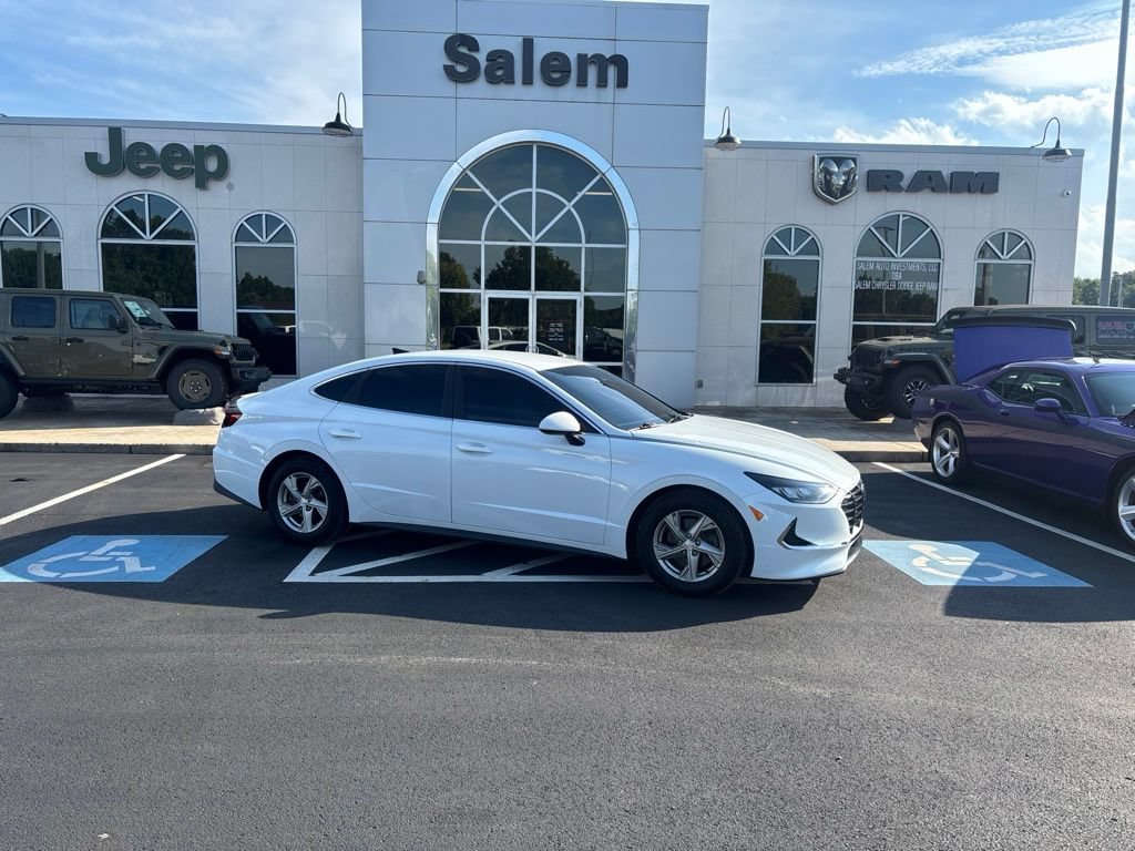Used 2021 Hyundai Sonata SE w/ Preferred Accessory Package FWD image 1