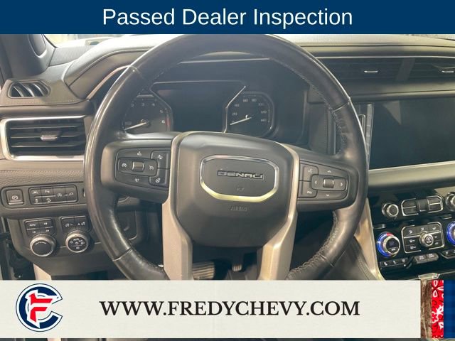 Used 2021 GMC Yukon Denali w/ Denali Premium Package image 16