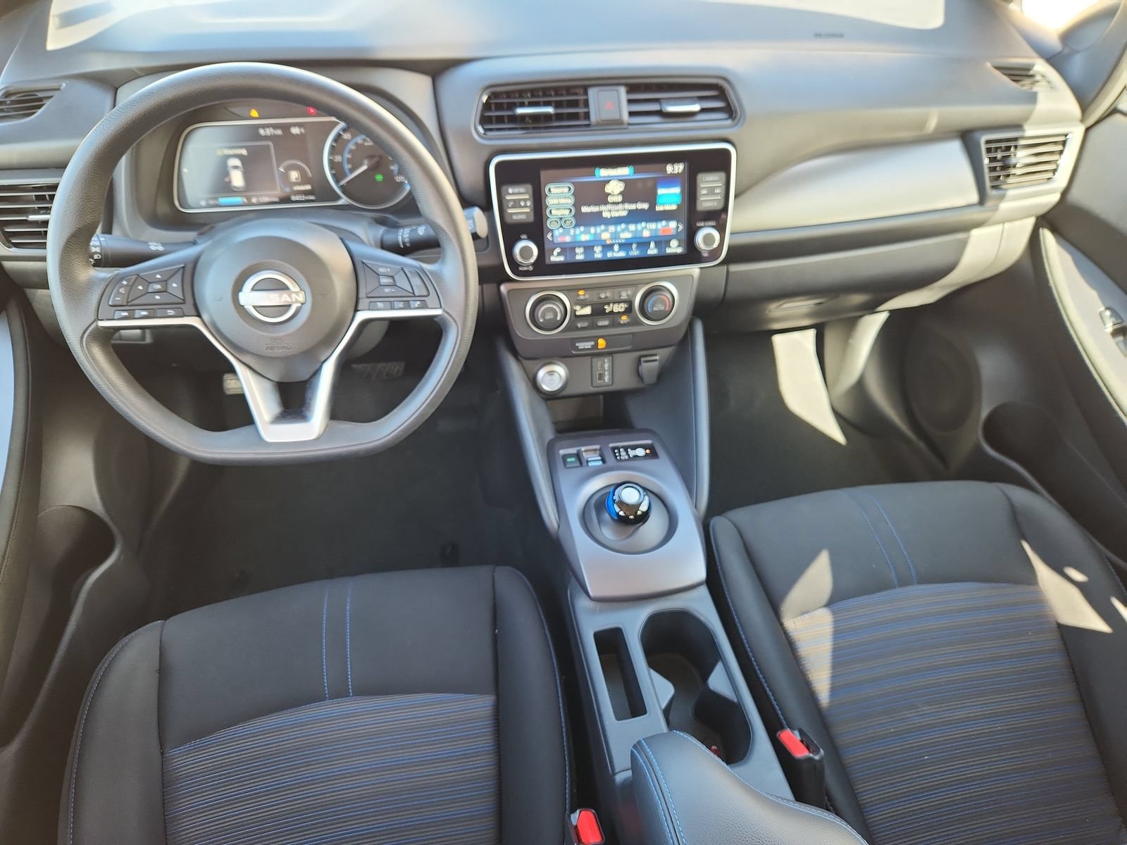 Used 2025 Nissan Leaf S FWD image 12