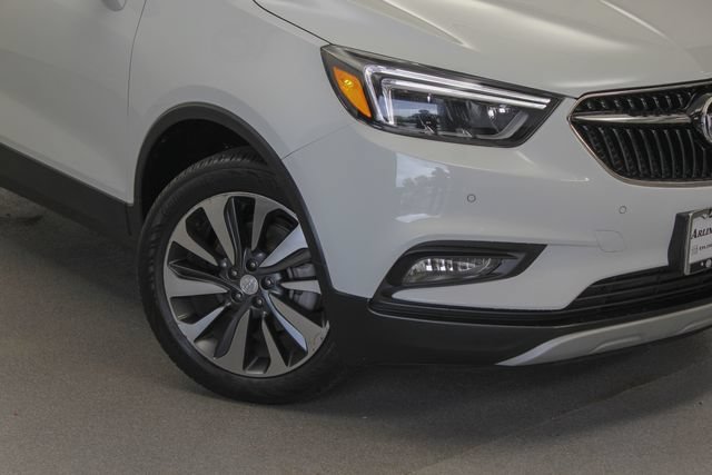 Used 2019 Buick Encore Essence w/ Safety Package II AWD/4WD image 3