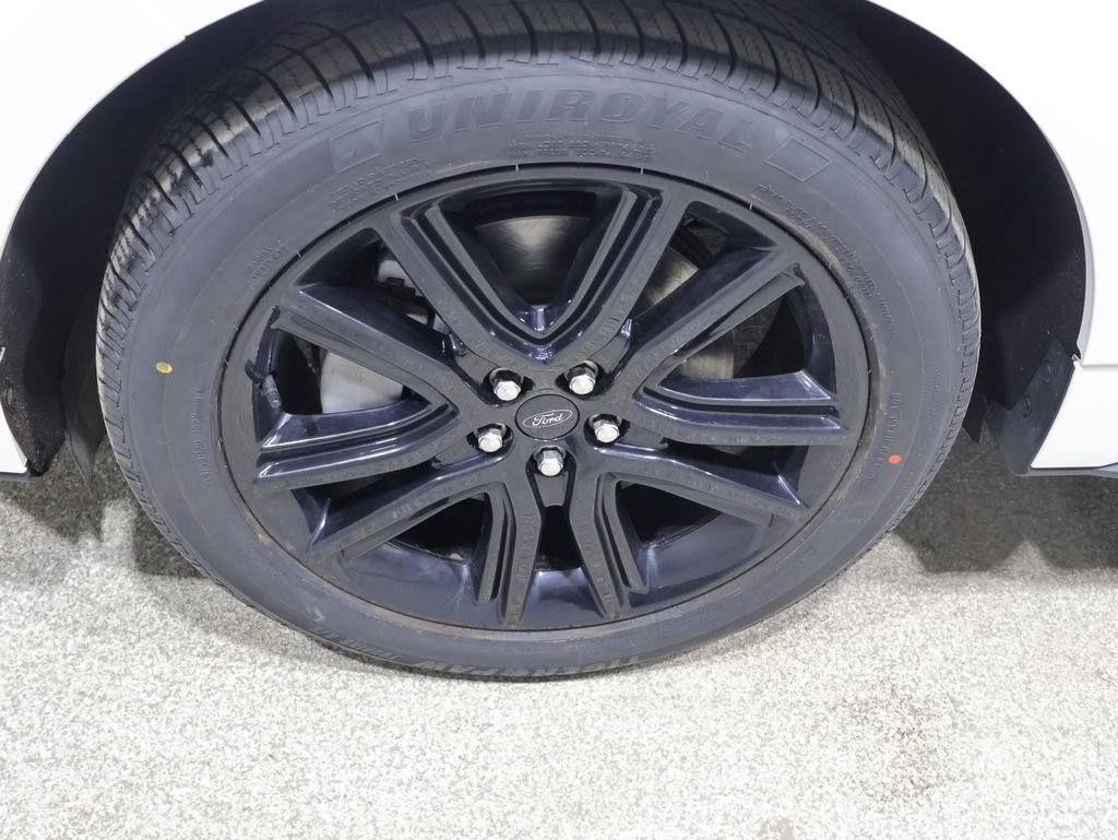 Used 2024 Ford Edge ST-Line AWD/4WD image 9