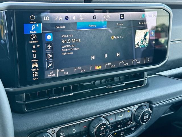 Used 2024 Jeep Wrangler Sahara w/ Dual Top Group AWD/4WD image 15