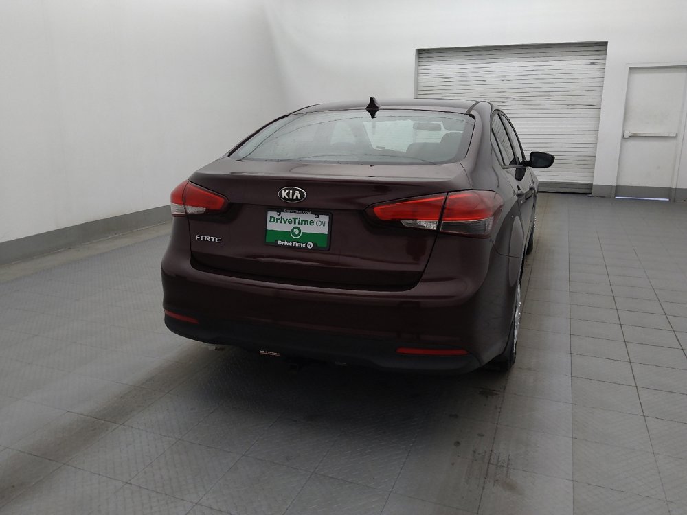 Used 2017 Kia Forte LX w/ LX Popular Package image 7