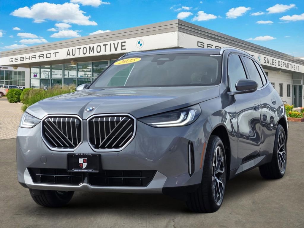 Certified 2025 BMW X3 xDrive30i w/ Premium Package image 3