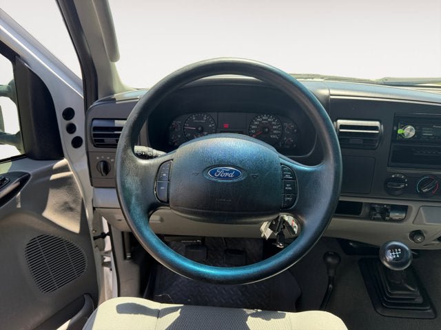 Used 2005 Ford F250 XLT AWD/4WD image 12
