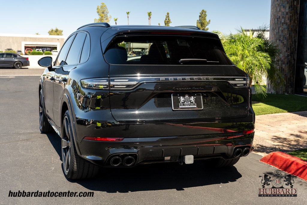 Used 2023 Porsche Cayenne Turbo AWD/4WD image 38