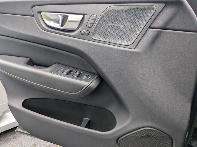Used 2022 Volvo XC60 B6 Inscription w/ Advanced Package image 31