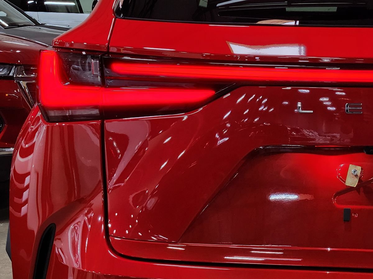 Used 2025 Lexus NX 250 FWD w/ Accessory Package (2T) image 20