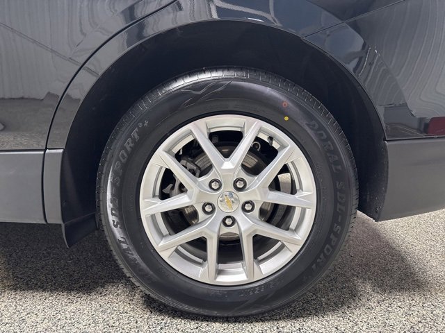 Used 2023 Chevrolet Equinox LT image 15