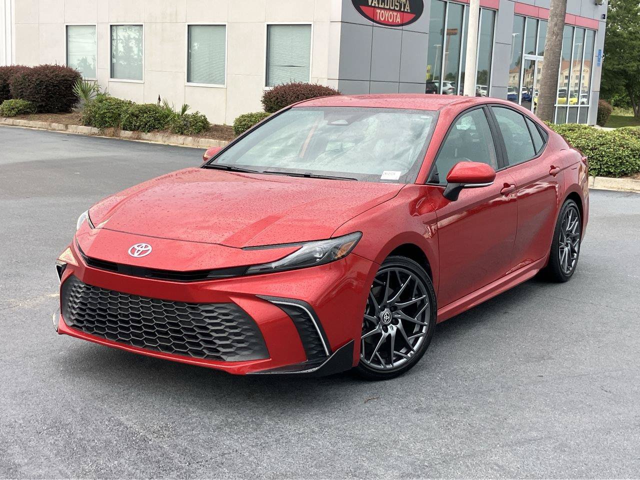 Used 2025 Toyota Camry SE w/ Convenience Package