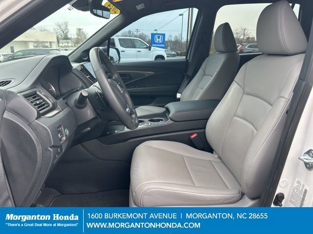 Used 2024 Honda Passport EX-L image 15
