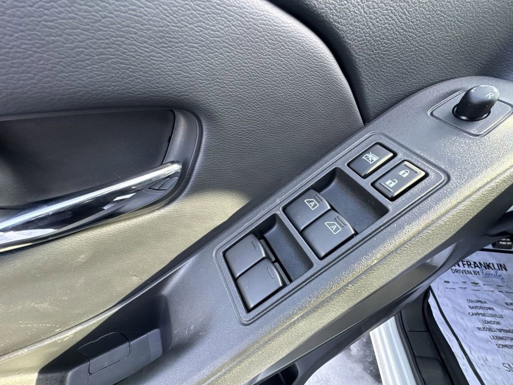 New 2026 Nissan Frontier SV w/ All-Weather Content Package AWD/4WD image 5
