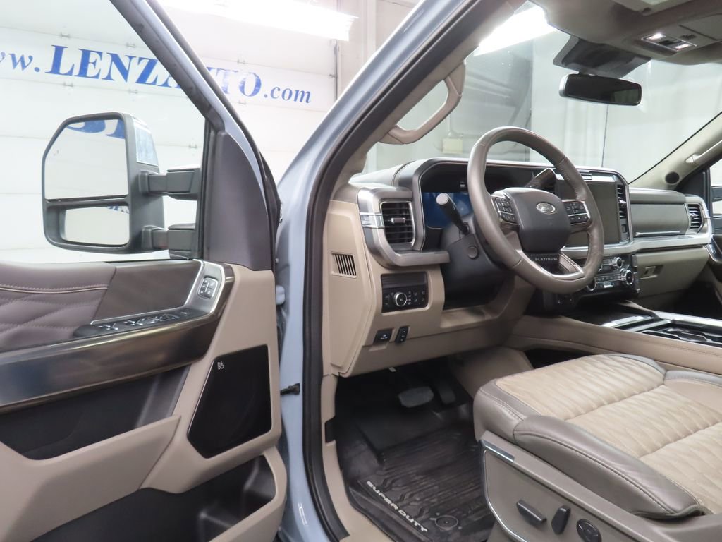 Used 2025 Ford F350 Platinum w/ Platinum Plus Package AWD/4WD image 49