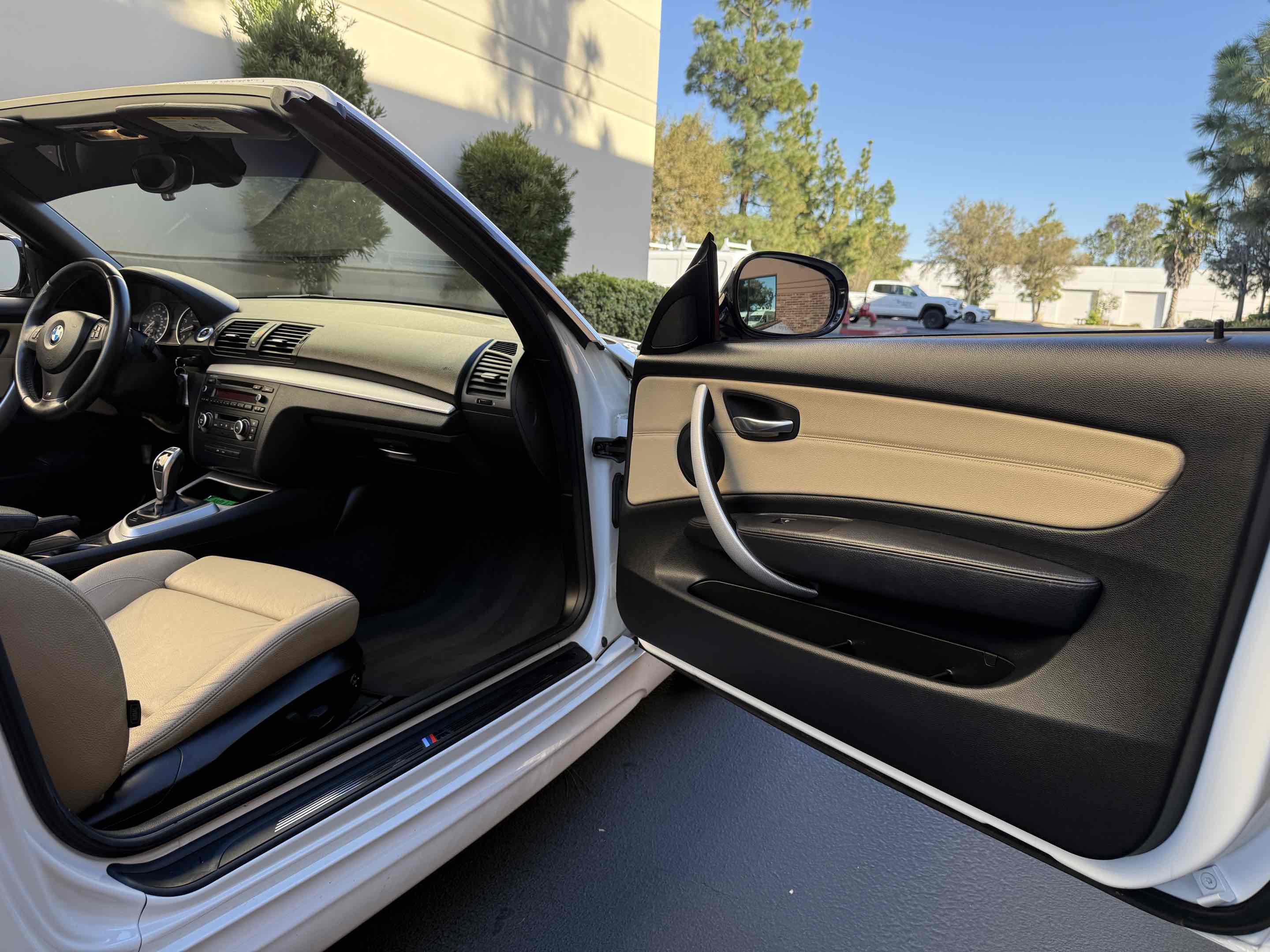 Used 2012 BMW 135i Convertible image 53