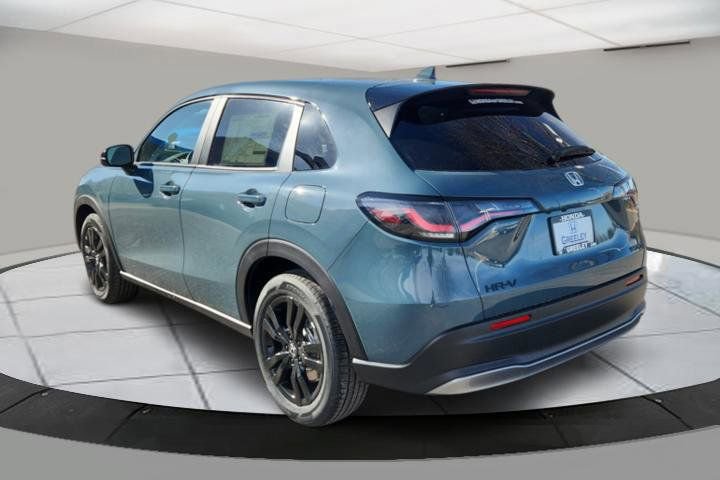 New 2026 Honda HR-V Sport image 3