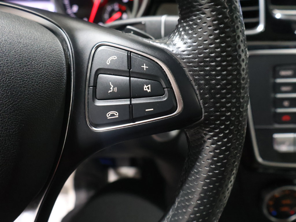 Used 2018 Mercedes-Benz GLE 350 4MATIC image 37