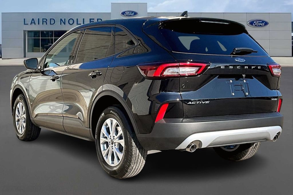 New 2026 Ford Escape Active w/ Cold Weather Package image 3