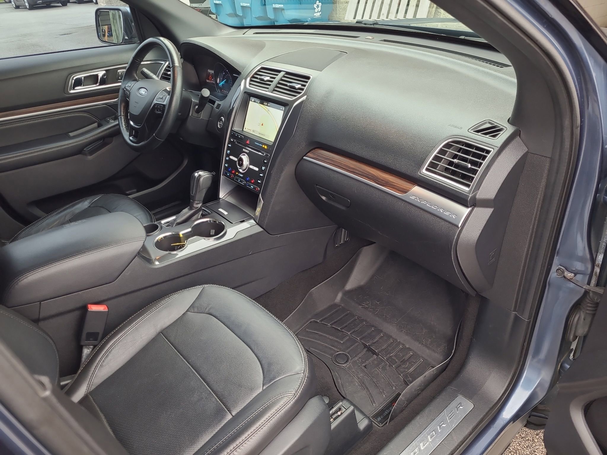 Used 2018 Ford Explorer Limited w/ Equipment Group 301A image 33