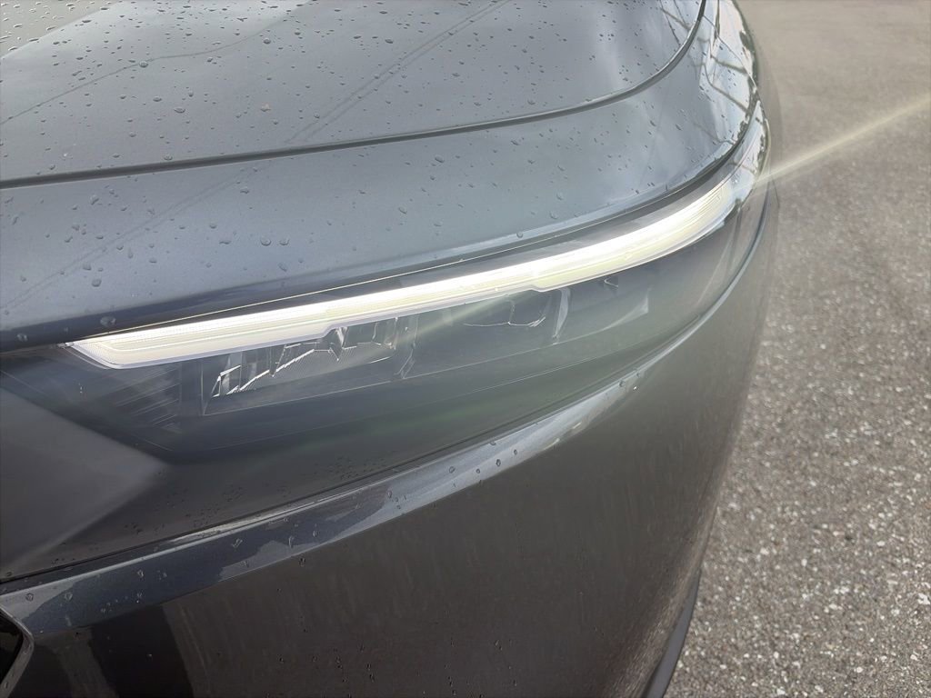 Certified 2025 Honda Accord LX image 13