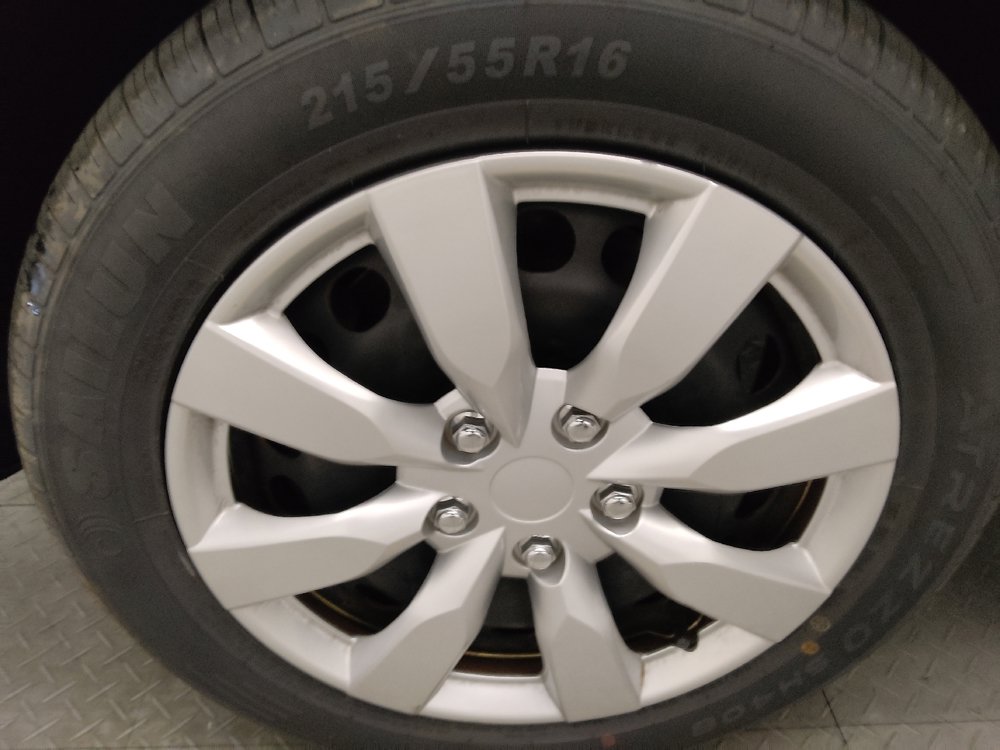 Used 2017 Volkswagen Tiguan Limited FWD image 31