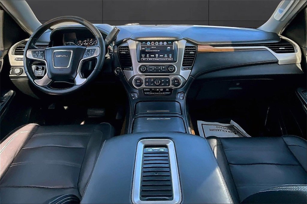 Used 2020 GMC Yukon XL Denali w/ Denali Ultimate Package image 15