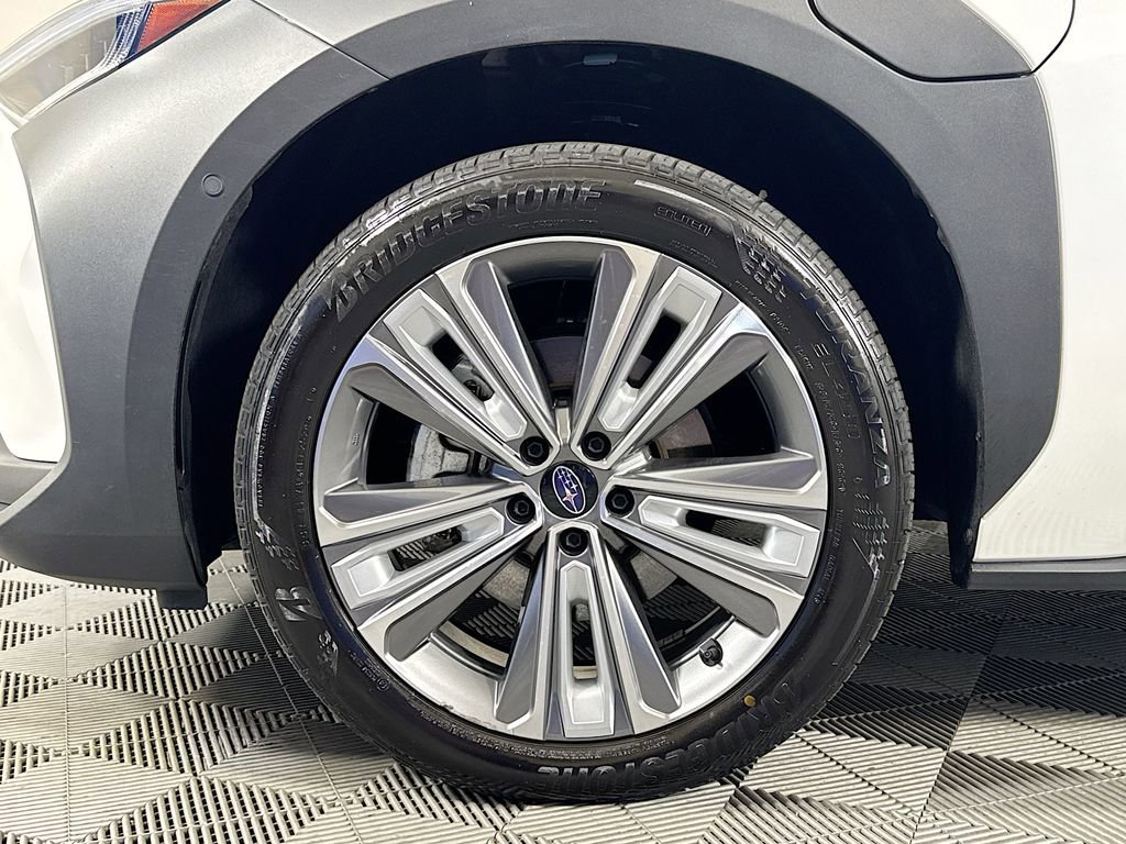 Used 2024 Subaru Solterra AWD/4WD image 31