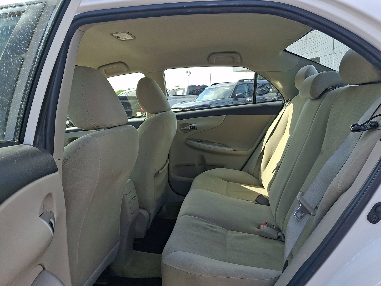Used 2011 Toyota Corolla LE FWD image 12
