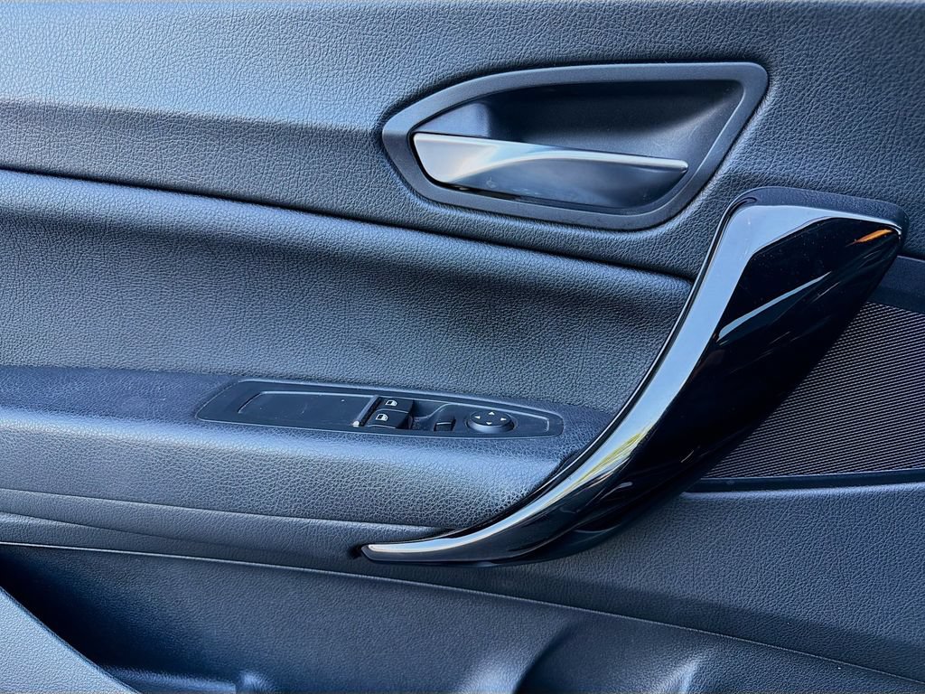 Used 2018 BMW 230i Coupe RWD image 25