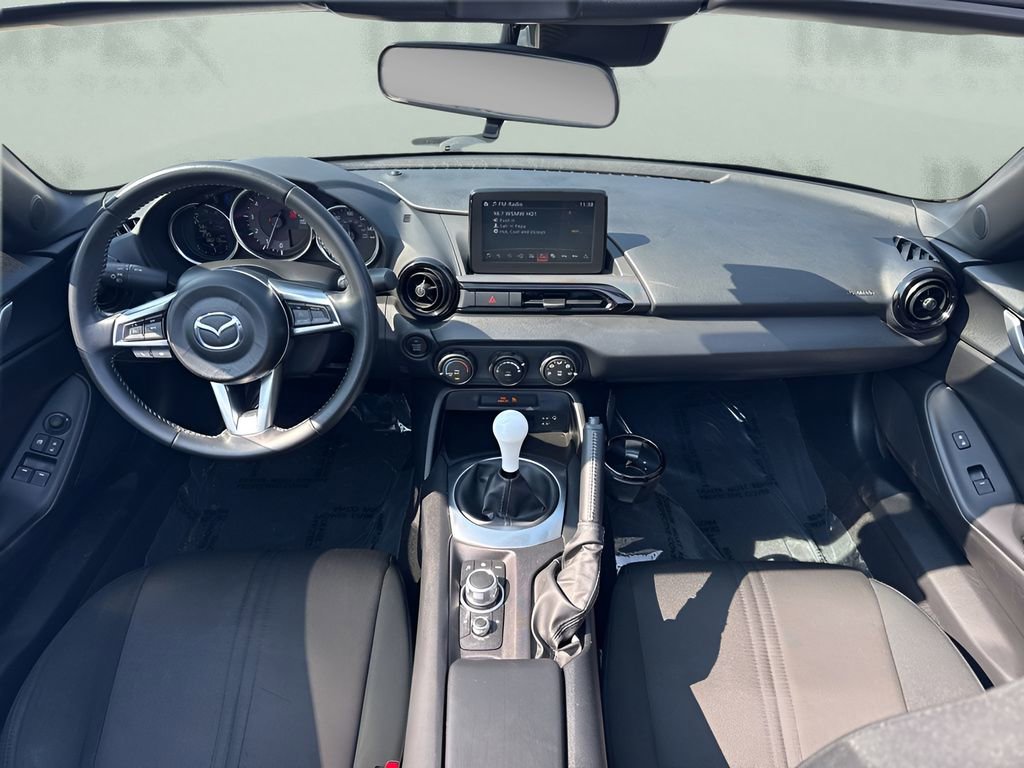 Used 2021 MAZDA MX-5 Miata Sport w/ Appearance Package image 11