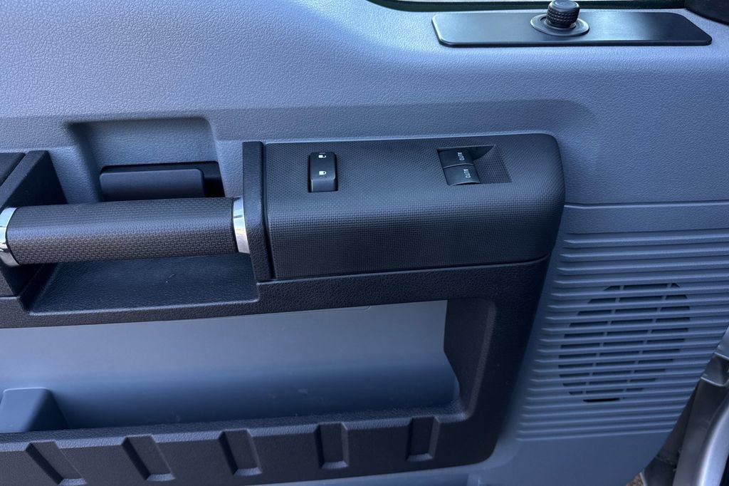 Used 2016 Ford F250 XL w/ Power Equipment Group image 11