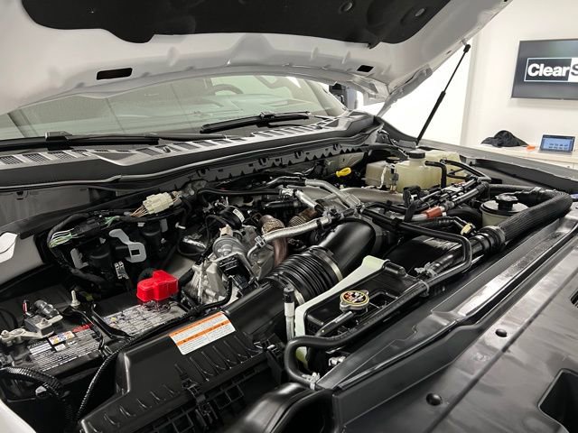 Used 2025 Ford F450 Platinum w/ FX4 Off-Road Package image 58