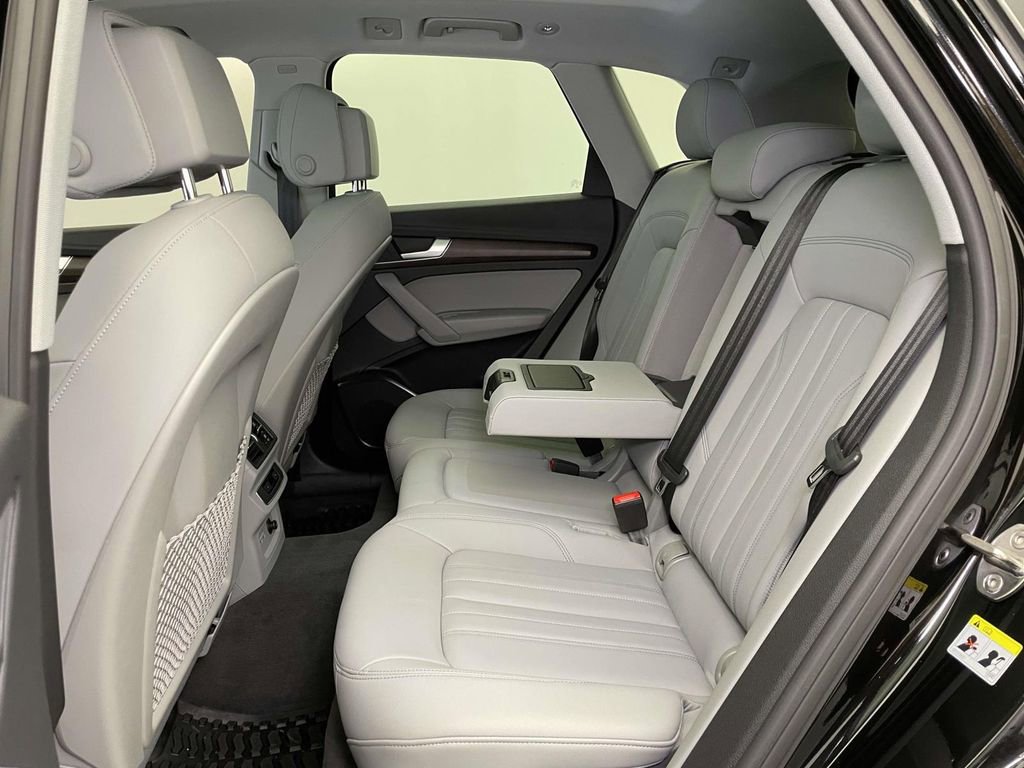 Certified 2022 Audi Q5 2.0T Premium w/ Convenience Package image 19