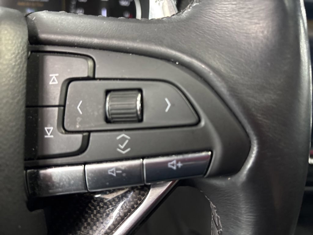 Used 2024 Cadillac XT6 Sport w/ LPO, Floor Liner Package AWD/4WD image 28