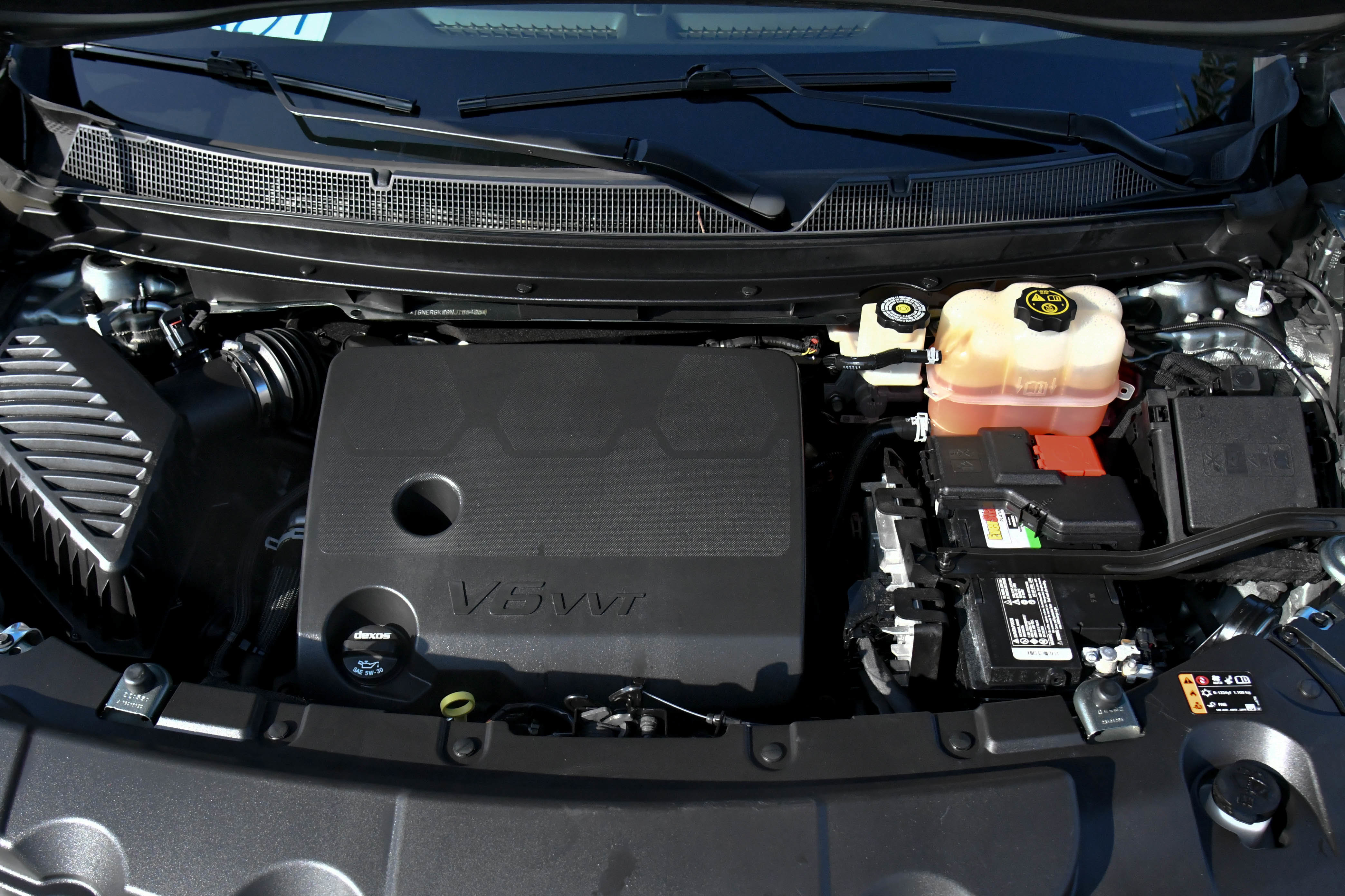 Used 2022 Chevrolet Traverse LT image 45