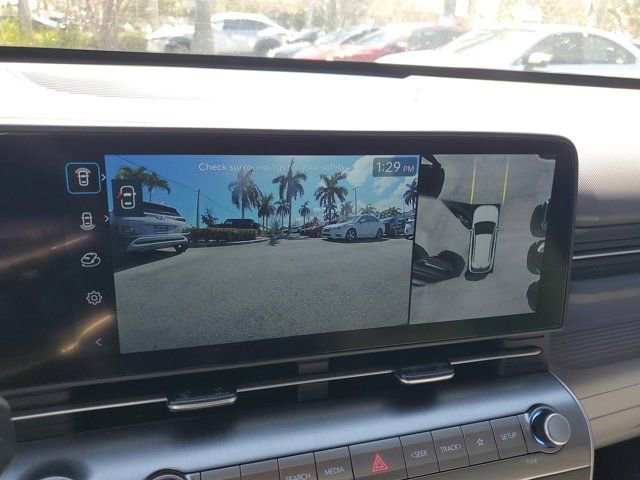 Used 2025 Hyundai Kona Limited image 25