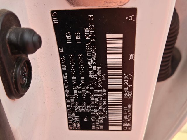 Used 2015 Toyota Sequoia SR5 RWD image 15