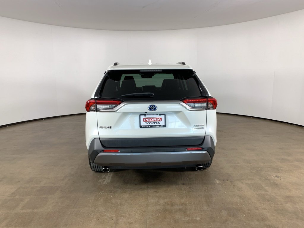 Used 2020 Toyota RAV4 Limited image 10