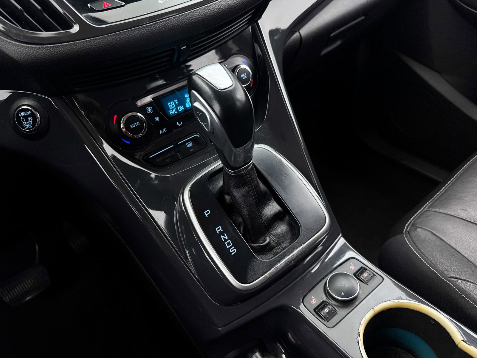 Used 2013 Ford Escape Titanium image 22