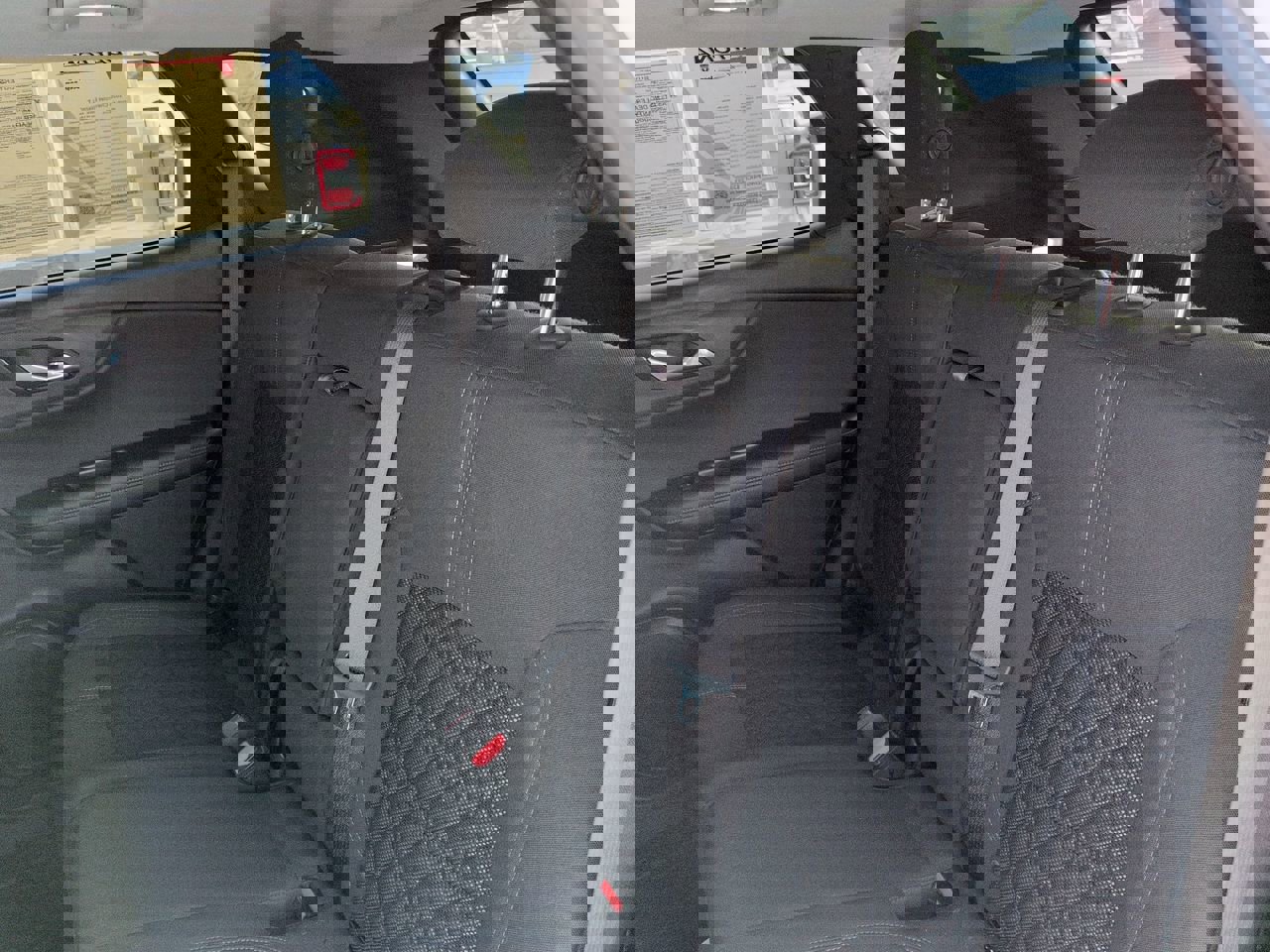 Used 2020 Chevrolet Blazer LT FWD image 13